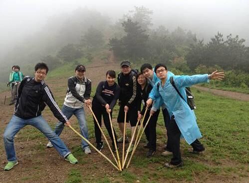 鼎業(yè)裝飾-爬山之旅